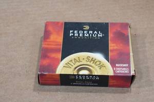 lot 336 image: 5 Federal Vital Shok 12 Gauge 3-12 Magnum 00 Buck Shotshells