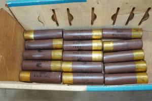 lot 349 image: 15 Federal 10 Gauge 3-12 Magnum Steel Shotshells