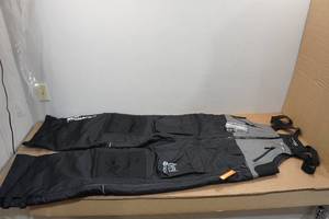 lot 17 image: Clam Ice Armor Defender Bibs with Motion Float - Small