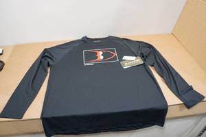 lot 40 image: Blackfish Swift UPFCooling Long Sleeve - XL
