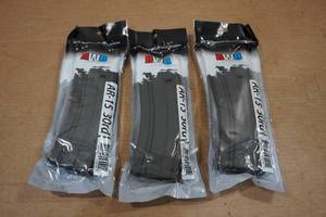 lot 117A image: 3 RWB 30 Round Steel AR Magazines