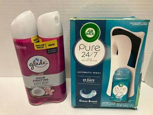 lot 98 image: Glade And Air Wick Air Freshener