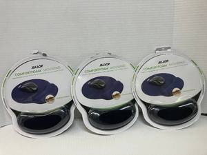 lot 132 image: Comfortfoam Mousepads