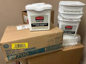 lot 131 image: DIY Disinfectant Wipe Kits