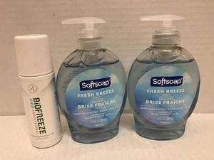 lot 113 image: Biofreeze and Softsoap