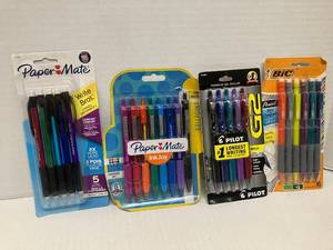 lot 50 image: Pens and Mechanical Pencils