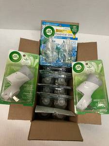 lot 28 image: Air Wick Scented Oil