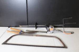 lot 24 image: Lot of Garden Tools with Black & Decker 8120 Electric Hedge Trimmer
