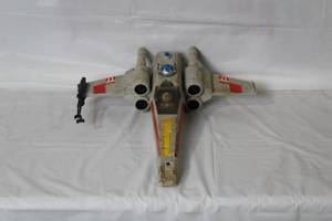 lot B-363 image: Vintage Star Wars X-Wing Fighter Toy Vehicle