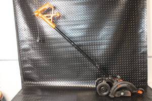 lot 364 image: BlackDecker Electric Lawn Edger with Corded Plug