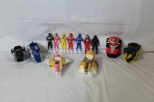 lot 379 image: Power Rangers Action Figures and Vehicles Collection