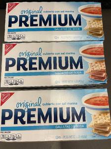 lot 437 image: CA 4 - Lot of 3 Nabisco Premium Original Soda Crackers, 1 lb Each