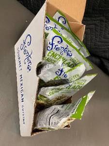 lot 506 image: CA 4 - Frontera Green Chile Enchilada Sauce 6-Pack, 8oz Pouches, Exp 61425