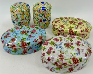 lot 255 image: Set of 5 Floral Porcelain Trinket Boxes and Jars with Lids