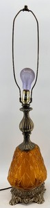 lot 27 image: Vintage Amber Glass Table Lamp with Ornate Base
