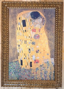 lot 170 image: Gustav Klimt The Kiss Reproduction on Canvas in Ornate Gold Frame