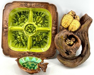 lot 87 image: Mid Century Treasure Craft Owl Nest Wood Sculpture, Green Divided Tray & Leaf Dish