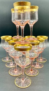 lot 189 image: Tiffin Franciscan Rambler Rose - Pink Glass Goblets with Gold Trim Stemware Set of 13