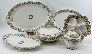 lot 196 image: Haviland - Holly Berry - &nbspLimoges Oval Floral Serving Platter & Lidded Tureen Set