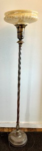 lot 311 image: Vintage Floor Lamp