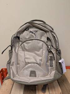 lot 1 image: NEW PUMA PERFORMANCE BACKPACK (GRAY)