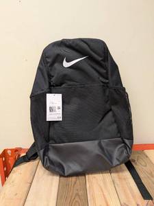 lot 5 image: NEW NIKE BACKPACK (BLACK)