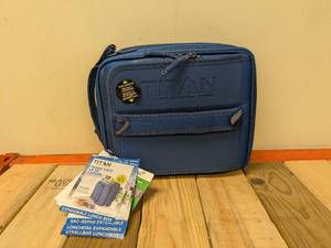 lot 7 image: TITAN EXPANDABLE LUNCH BOX (NAVY)