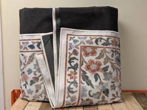 lot 54 image: NEW RUGGABLE WASHABLE 8 x 10 RUG COVER & NONSLIP PAD