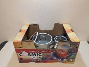 lot 97 image: GREENPAN 8-PEICE CERAMIC NONSTICK COOKWARE SET