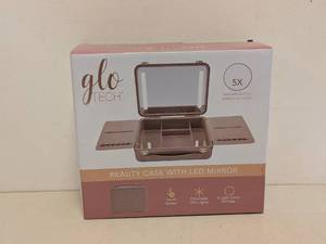 lot 118 image: GLO TECH BEAUTY CASE WITH LED MIRROR