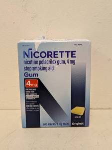 lot 135 image: NEW NICORETTE ORIGINAL GUM 4MG