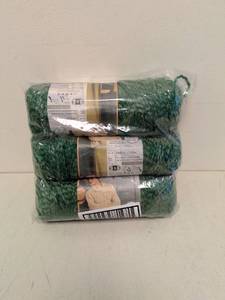 lot 153 image: LION BRAND HOMESPUN YARN 3PK
