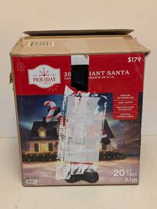 lot 139 image: HOLIDAY TIME 20 FT TALL INFLATABLE SANTA
