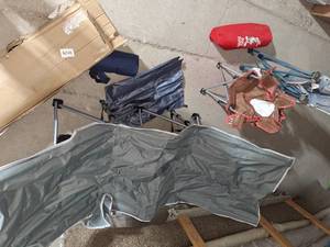 lot 44 image: Camping chairs