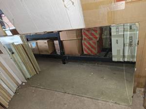 lot 62 image: 5ftx3ft mirror