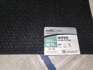 lot 65 image: 35x46 rubber door mat