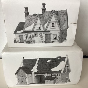 lot 157 image: Dept 56 Dickens Village Series Butter Tub Farmhouse  Butter Tub Barn