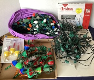 lot 199 image: Group of Christmas Lights #1