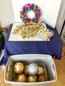 lot 202 image: Group of Colorful Christmas Ornaments