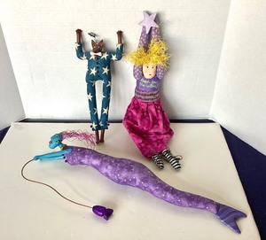 lot 211 image: Group of 3 Modern Handcraft Dolls