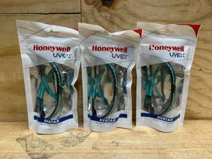 lot 44 image: Honeywell Avatar Eyewear, SCT-Reflect 50 Lens, Teal Frame - (lot of 3)