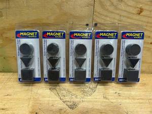 lot 66 image: Magnet Source .08 in. L X 1.25 in. W Black Flexible Magnetic Shapes 30 pc (lot of 5)