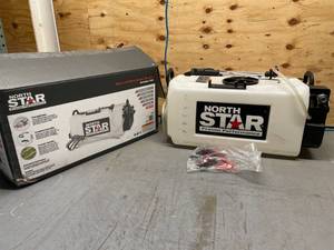 lot 141 image: NorthStar ATV Boomless Broadcast and Spot Sprayer, 26-Gallon Capacity, 2.2 GPM, 12 Volts