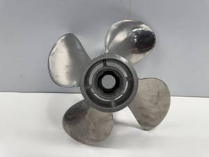 lot 4 image: TURNING POINT ALUMINUM PROPELLER