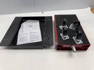 lot 47 image: EXTREME MAX MOTORCYCLE SCISSOR JACK