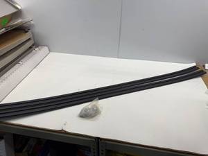 lot 63 image: CLAM FISH TRAP RUNNER KIT