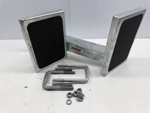 lot 113 image: EXTREME MAX TRAILER TONGUE STEP