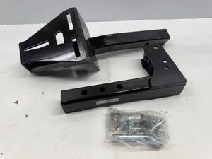 lot 139 image: EXTREME MAX SPARE TIRE CARRIER