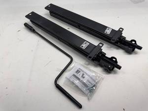 lot 156 image: BAL LIGHT TRAILER STABALIZING JACKS