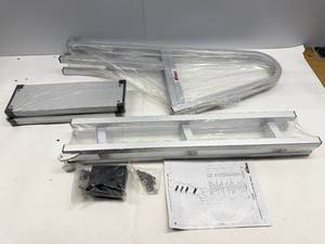 lot 179 image: EXTREME MAX PONTOON AND DOCK LADDER